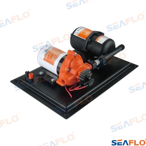 SEAFLO® PUMP 11.3LPM + TANK 0,75L SFWSK1030045002